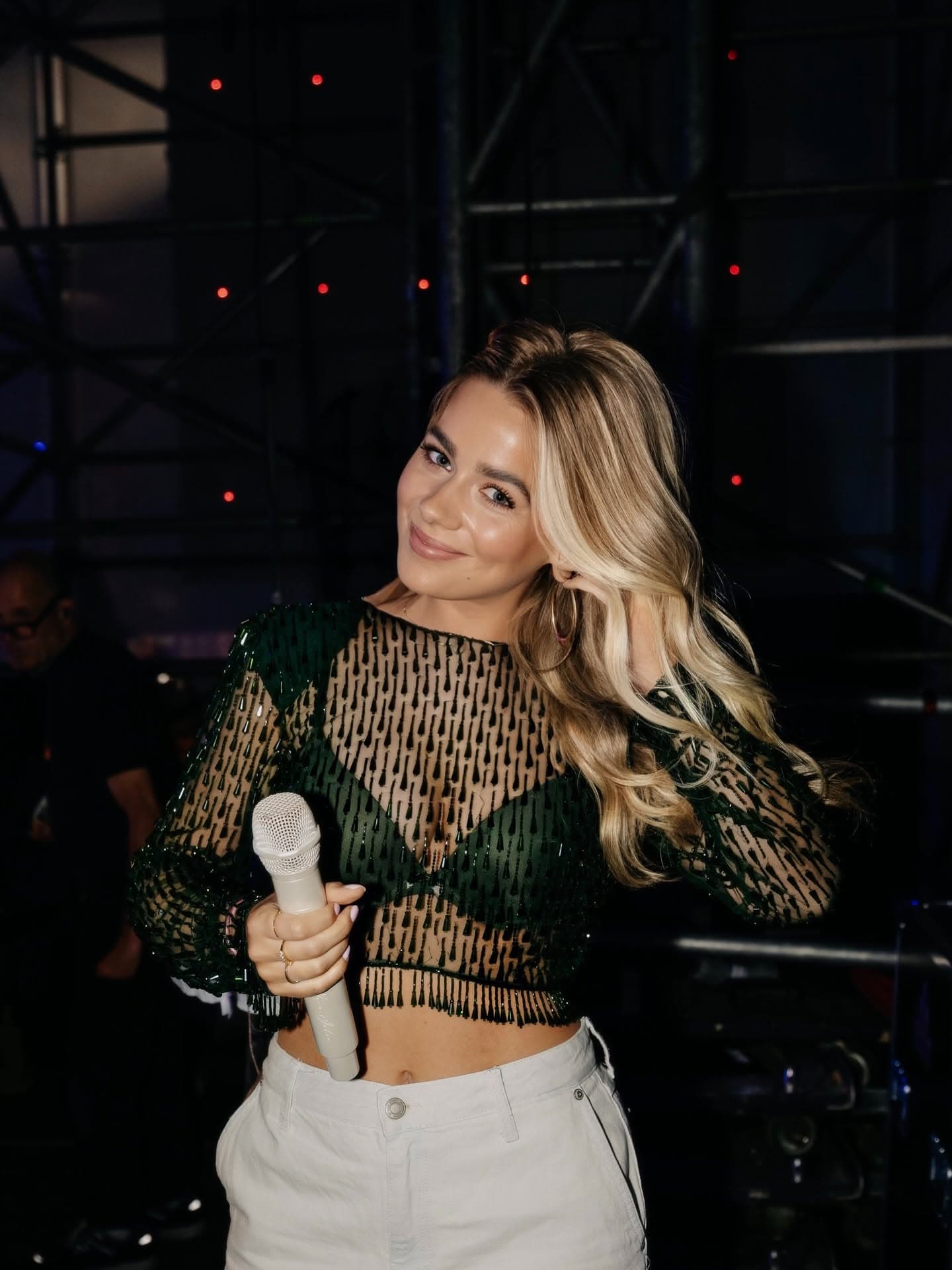 Mara Julia boeken voor een bedrijfsfeest