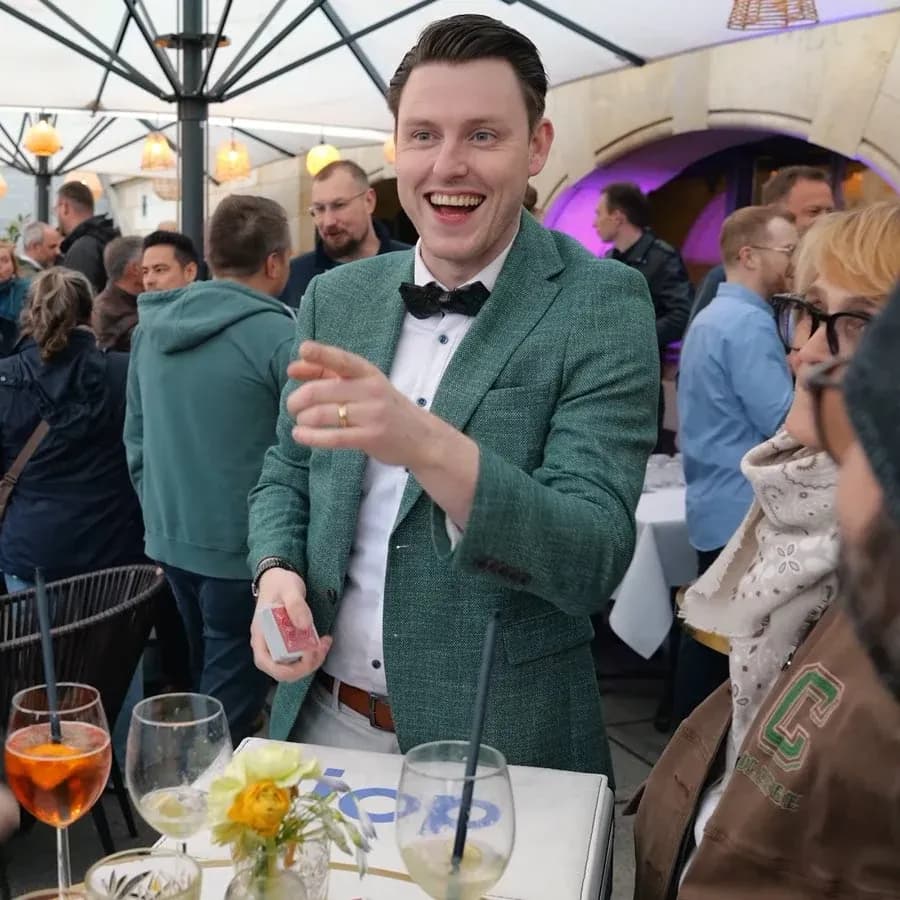 Brandon Smeets boeken voor een bedrijfsfeest