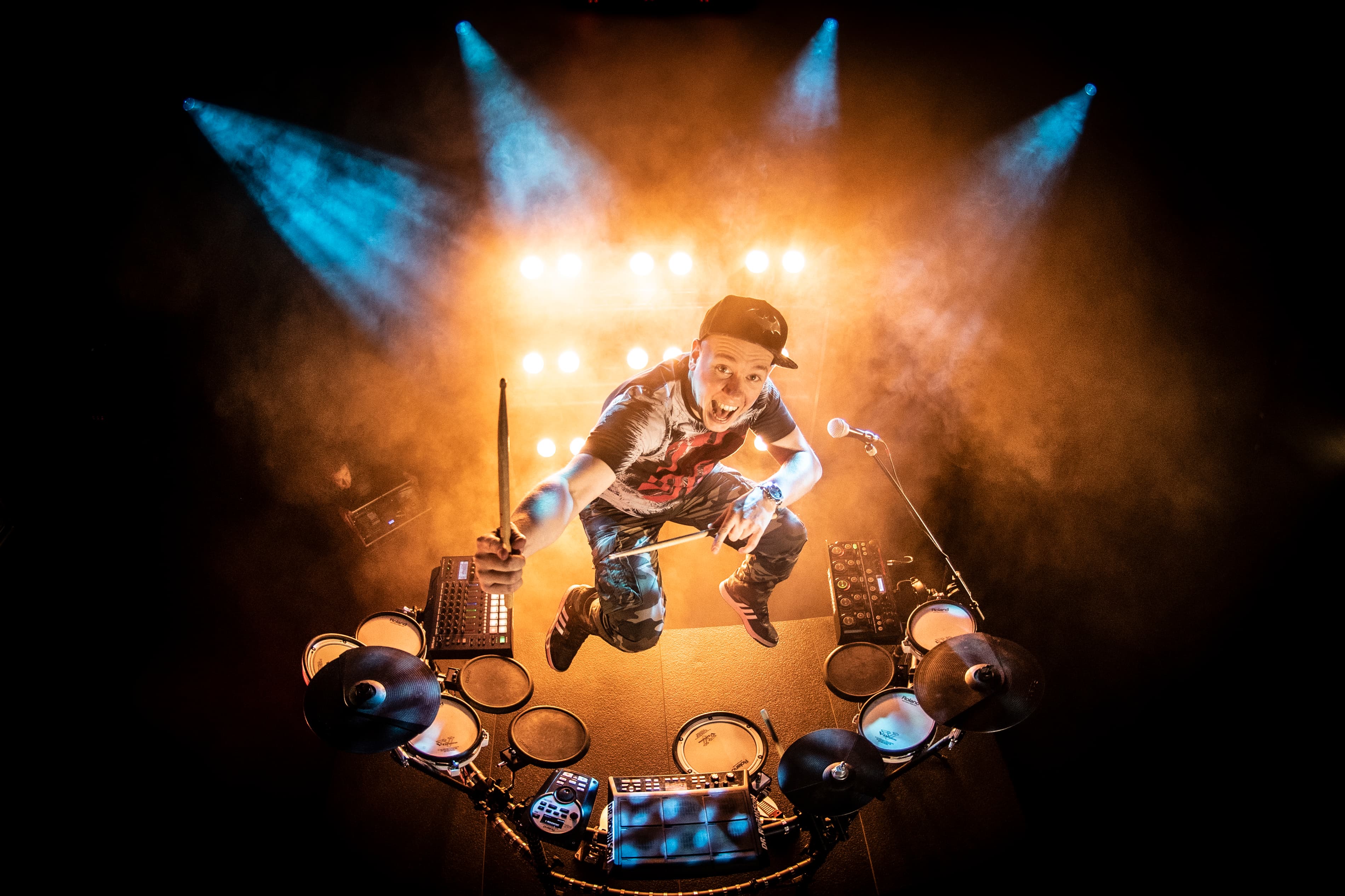 ROBINSON DRUMS boeken voor een bedrijfsfeest