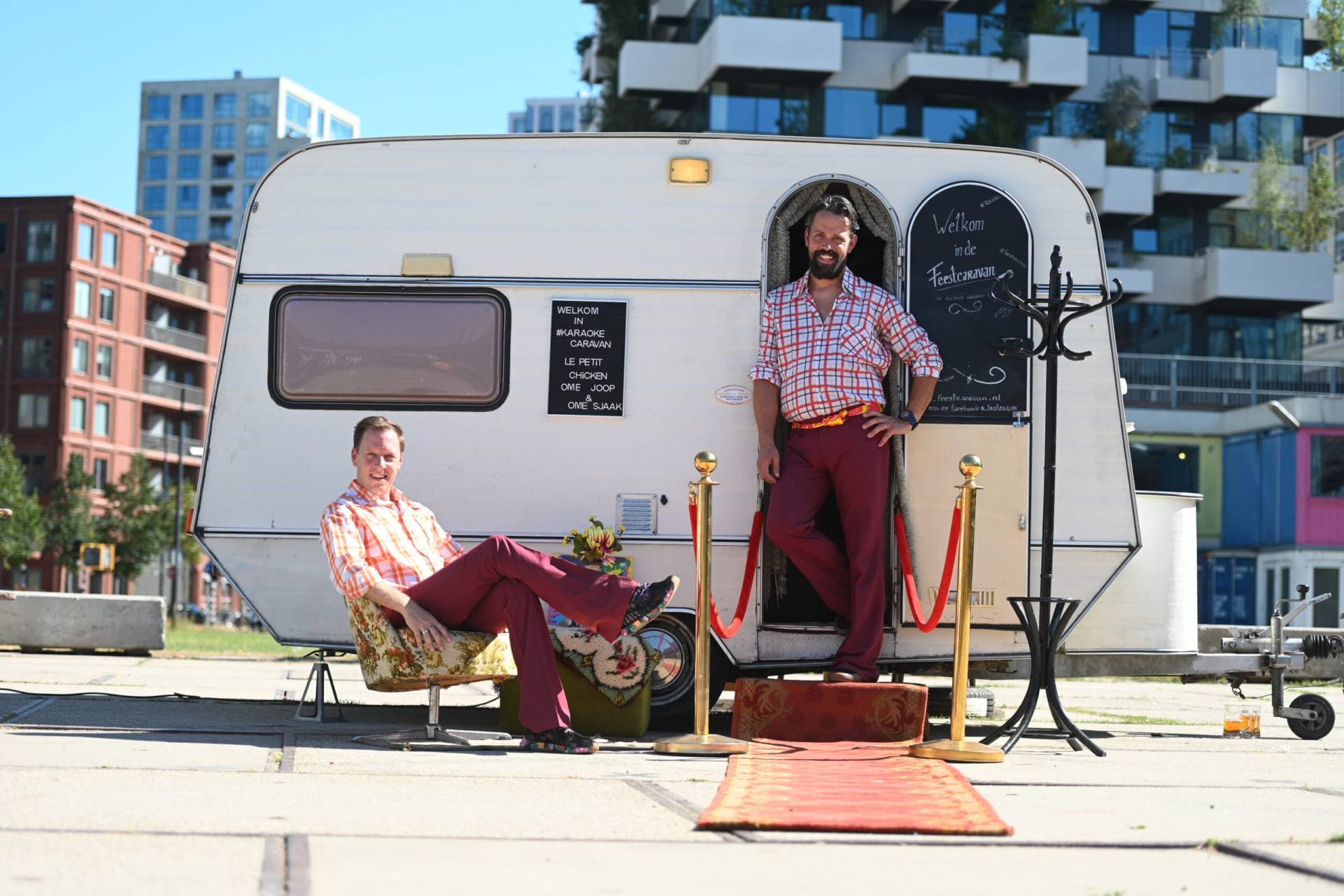 DISCO CARAVAN boeken voor een bedrijfsfeest